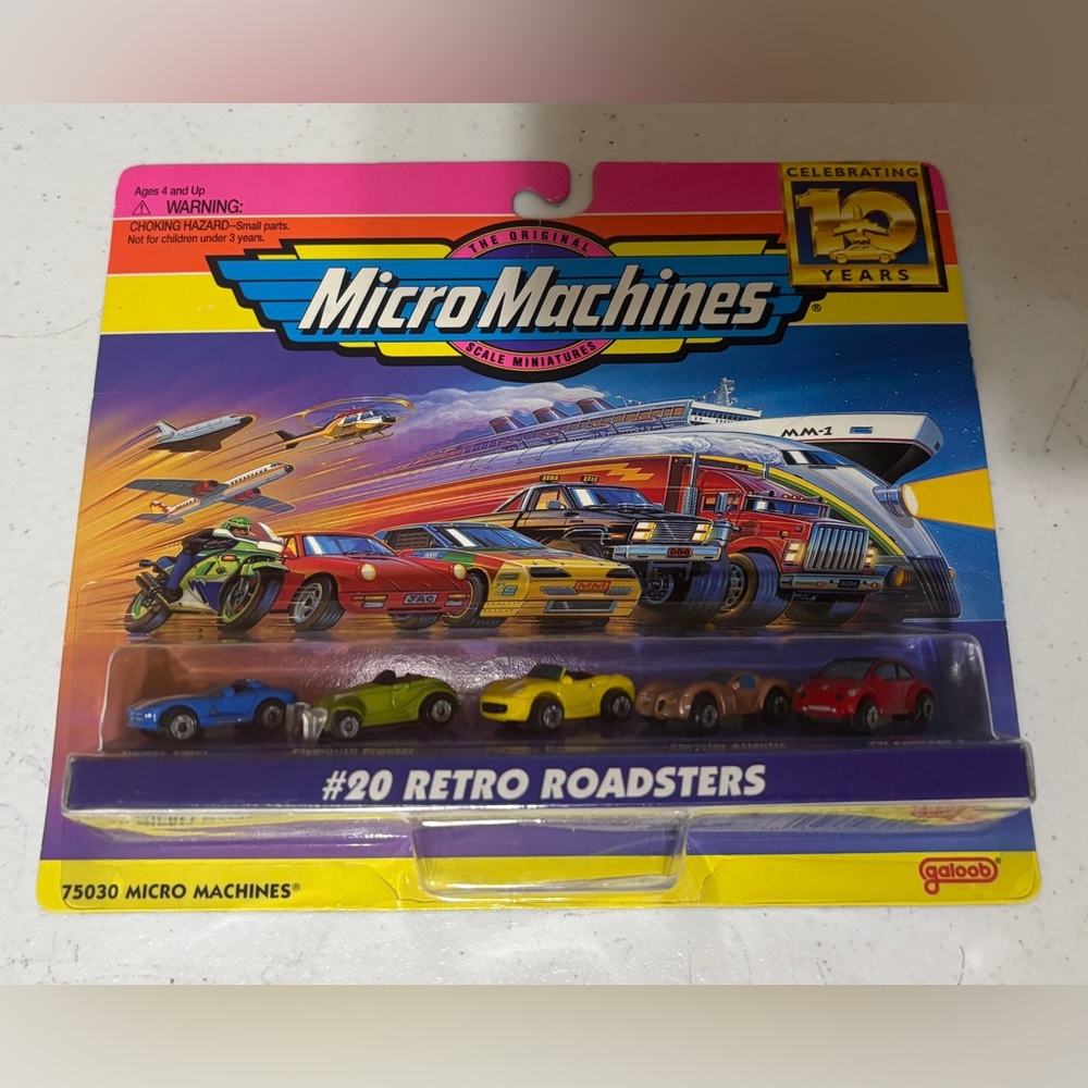1996 Galoob Micro Machines 10th Anniversary #20 Retro Roadsters - New